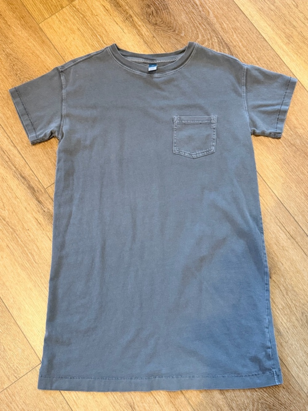 ⭐️4 for $20 Old Navy Women's Short Sleeve Pocket Tee Dress - Gray